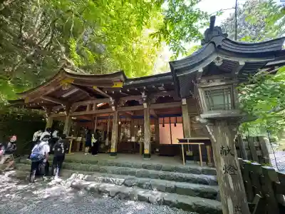 貴船神社の{uncategorized: "未分類", other: "その他", undefined: "問題あり", building: "その他建物", grave: "お墓", sacred_gate: "鳥居", guardian: "狛犬", statue: "像", buddha: "仏像", history: "歴史", nature: "自然", garden: "庭園", animal: "動物", pagoda: "塔", temizu: "手水舎", mountain_gate: "山門・神門", sanctuary: "本殿・本堂", subordinate: "末社・摂社", art: "芸術", scenery: "景色", jizo: "地蔵", ema: "絵馬", goshuin: "御朱印", omikuji: "おみくじ", items: "授与品その他", amulet: "お守り", goshuincho: "御朱印帳", eats: "食事", festival: "お祭り", votive_dance: "神楽", shichigosan: "七五三参", wedding: "結婚式", experience: "体験その他", initially: "初詣", around: "周辺", anti_infection: "感染症対策"}