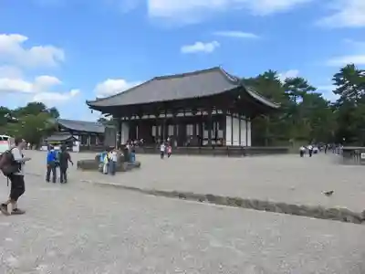 興福寺の本殿・本堂