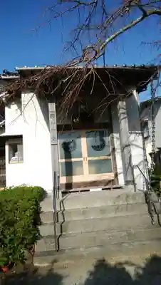 稲田寺の本殿・本堂