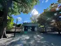 千歳神社の山門・神門
