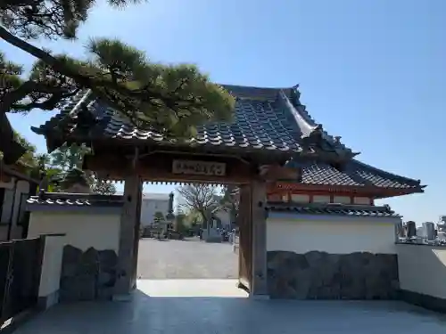 新善光寺の山門