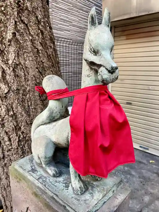 亀住稲荷神社の{uncategorized: "未分類", other: "その他", undefined: "問題あり", building: "その他建物", grave: "お墓", sacred_gate: "鳥居", guardian: "狛犬", statue: "像", buddha: "仏像", history: "歴史", nature: "自然", garden: "庭園", animal: "動物", pagoda: "塔", temizu: "手水舎", mountain_gate: "山門・神門", sanctuary: "本殿・本堂", subordinate: "末社・摂社", art: "芸術", scenery: "景色", jizo: "地蔵", ema: "絵馬", goshuin: "御朱印", omikuji: "おみくじ", items: "授与品その他", amulet: "お守り", goshuincho: "御朱印帳", eats: "食事", festival: "お祭り", votive_dance: "神楽", shichigosan: "七五三参", wedding: "結婚式", experience: "体験その他", initially: "初詣", around: "周辺", anti_infection: "感染症対策"}