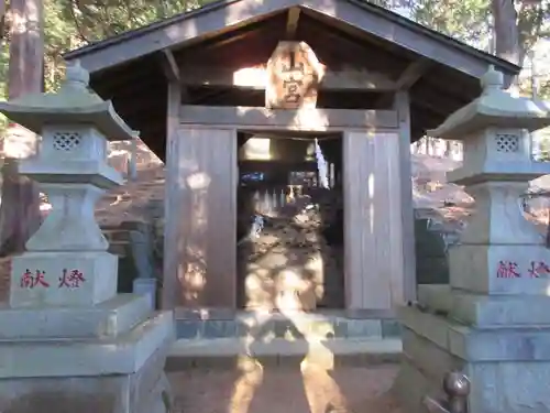 河口浅間神社の末社・摂社