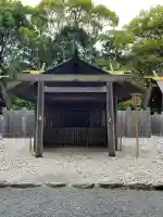 月讀宮(皇大神宮別宮)の{uncategorized: "未分類", other: "その他", undefined: "問題あり", building: "その他建物", grave: "お墓", sacred_gate: "鳥居", guardian: "狛犬", statue: "像", buddha: "仏像", history: "歴史", nature: "自然", garden: "庭園", animal: "動物", pagoda: "塔", temizu: "手水舎", mountain_gate: "山門・神門", sanctuary: "本殿・本堂", subordinate: "末社・摂社", art: "芸術", scenery: "景色", jizo: "地蔵", ema: "絵馬", goshuin: "御朱印", omikuji: "おみくじ", items: "授与品その他", amulet: "お守り", goshuincho: "御朱印帳", eats: "食事", festival: "お祭り", votive_dance: "神楽", shichigosan: "七五三参", wedding: "結婚式", experience: "体験その他", initially: "初詣", around: "周辺", anti_infection: "感染症対策"}