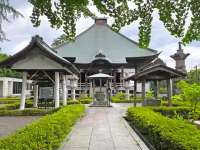 星谷寺の本殿・本堂