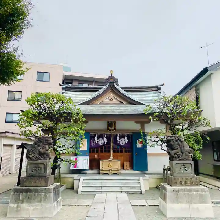 穏田神社の本殿・本堂