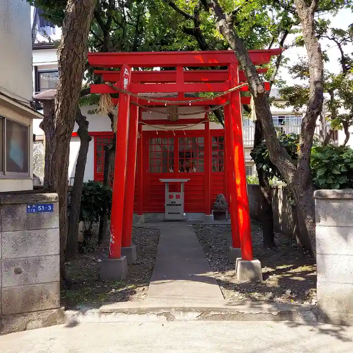 梅屋敷伏見稲荷神社の鳥居