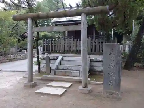 意富比神社の末社・摂社