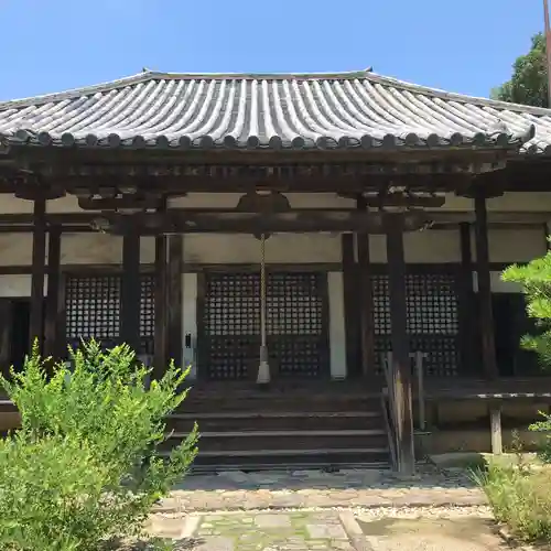 白毫寺の本殿