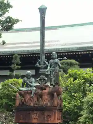 成田山新勝寺の像