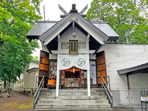 星置神社の本殿