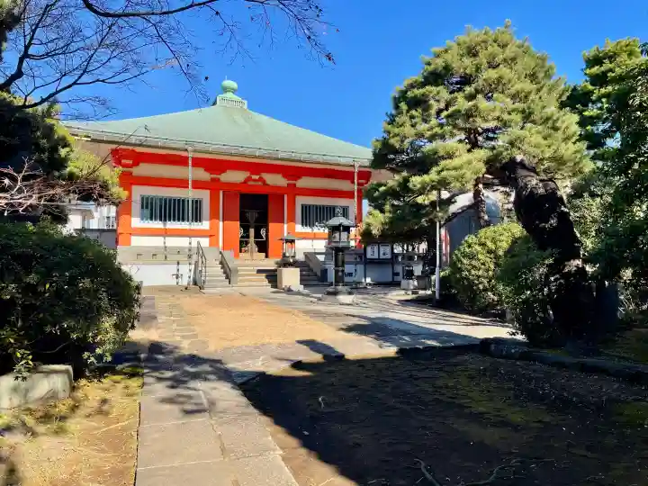室泉寺の{uncategorized: "未分類", other: "その他", undefined: "問題あり", building: "その他建物", grave: "お墓", sacred_gate: "鳥居", guardian: "狛犬", statue: "像", buddha: "仏像", history: "歴史", nature: "自然", garden: "庭園", animal: "動物", pagoda: "塔", temizu: "手水舎", mountain_gate: "山門・神門", sanctuary: "本殿・本堂", subordinate: "末社・摂社", art: "芸術", scenery: "景色", jizo: "地蔵", ema: "絵馬", goshuin: "御朱印", omikuji: "おみくじ", items: "授与品その他", amulet: "お守り", goshuincho: "御朱印帳", eats: "食事", festival: "お祭り", votive_dance: "神楽", shichigosan: "七五三参", wedding: "結婚式", experience: "体験その他", initially: "初詣", around: "周辺", anti_infection: "感染症対策"}