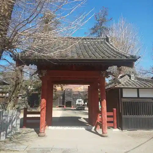 総願寺の山門・神門