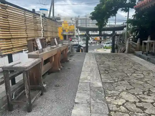 普天満宮(沖縄県)