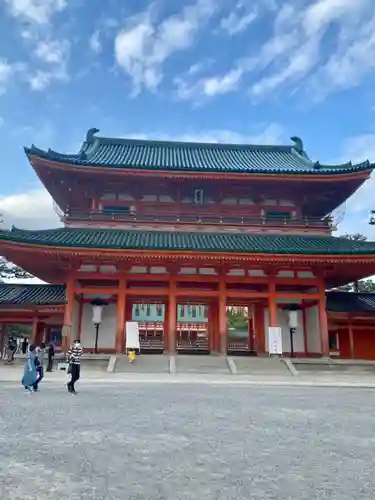 平安神宮の山門