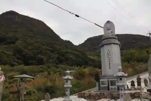 出釋迦寺の建物その他