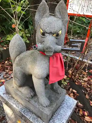 鷲尾愛宕神社の狛犬