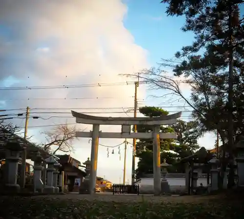 三大神社の鳥居