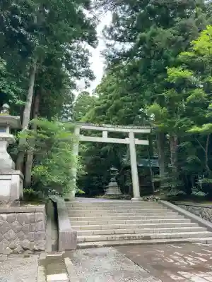 彌彦神社(新潟県)