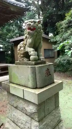 皇産霊神社の狛犬