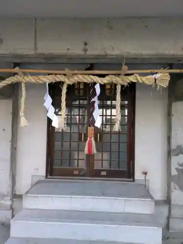 愛宕神社の{uncategorized: "未分類", other: "その他", undefined: "問題あり", building: "その他建物", grave: "お墓", sacred_gate: "鳥居", guardian: "狛犬", statue: "像", buddha: "仏像", history: "歴史", nature: "自然", garden: "庭園", animal: "動物", pagoda: "塔", temizu: "手水舎", mountain_gate: "山門・神門", sanctuary: "本殿・本堂", subordinate: "末社・摂社", art: "芸術", scenery: "景色", jizo: "地蔵", ema: "絵馬", goshuin: "御朱印", omikuji: "おみくじ", items: "授与品その他", amulet: "お守り", goshuincho: "御朱印帳", eats: "食事", festival: "お祭り", votive_dance: "神楽", shichigosan: "七五三参", wedding: "結婚式", experience: "体験その他", initially: "初詣", around: "周辺", anti_infection: "感染症対策"}