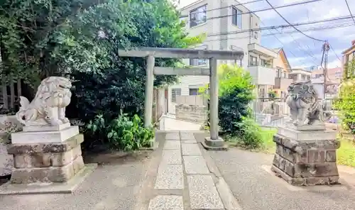 滝野川八幡神社の鳥居