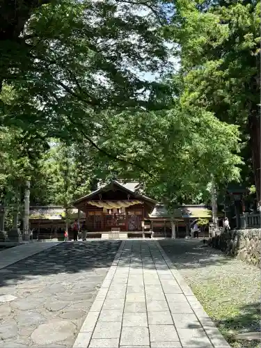 諏訪大社下社春宮(長野県)