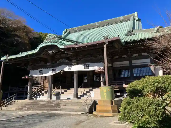 龍口寺の本殿・本堂
