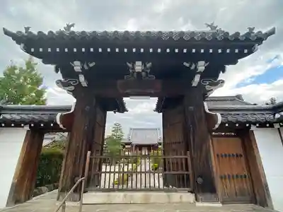 本像寺の山門・神門