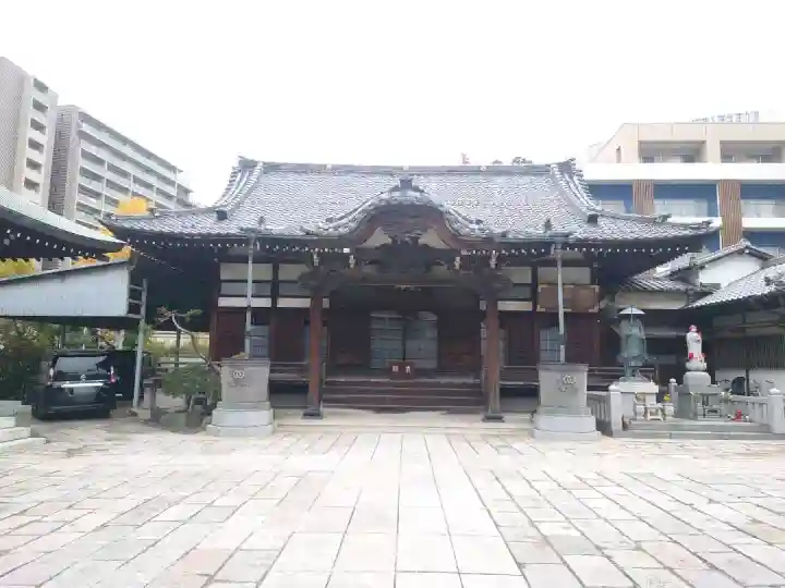 観音寺の{uncategorized: "未分類", other: "その他", undefined: "問題あり", building: "その他建物", grave: "お墓", sacred_gate: "鳥居", guardian: "狛犬", statue: "像", buddha: "仏像", history: "歴史", nature: "自然", garden: "庭園", animal: "動物", pagoda: "塔", temizu: "手水舎", mountain_gate: "山門・神門", sanctuary: "本殿・本堂", subordinate: "末社・摂社", art: "芸術", scenery: "景色", jizo: "地蔵", ema: "絵馬", goshuin: "御朱印", omikuji: "おみくじ", items: "授与品その他", amulet: "お守り", goshuincho: "御朱印帳", eats: "食事", festival: "お祭り", votive_dance: "神楽", shichigosan: "七五三参", wedding: "結婚式", experience: "体験その他", initially: "初詣", around: "周辺", anti_infection: "感染症対策"}