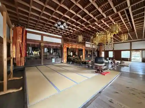 根来寺の{uncategorized: "未分類", other: "その他", undefined: "問題あり", building: "その他建物", grave: "お墓", sacred_gate: "鳥居", guardian: "狛犬", statue: "像", buddha: "仏像", history: "歴史", nature: "自然", garden: "庭園", animal: "動物", pagoda: "塔", temizu: "手水舎", mountain_gate: "山門・神門", sanctuary: "本殿・本堂", subordinate: "末社・摂社", art: "芸術", scenery: "景色", jizo: "地蔵", ema: "絵馬", goshuin: "御朱印", omikuji: "おみくじ", items: "授与品その他", amulet: "お守り", goshuincho: "御朱印帳", eats: "食事", festival: "お祭り", votive_dance: "神楽", shichigosan: "七五三参", wedding: "結婚式", experience: "体験その他", initially: "初詣", around: "周辺", anti_infection: "感染症対策"}