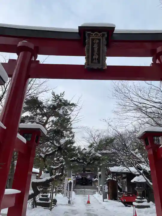 彌彦神社 (伊夜日子神社)の鳥居