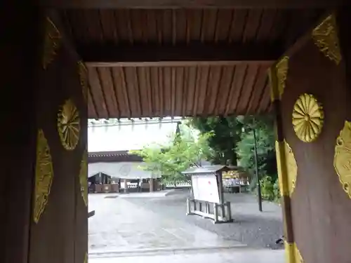 阿佐ヶ谷神明宮の山門・神門