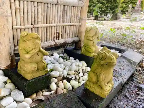 網戸神社の狛犬