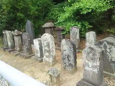 根上神社の末社・摂社