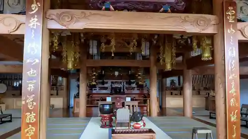 全休寺の本殿・本堂