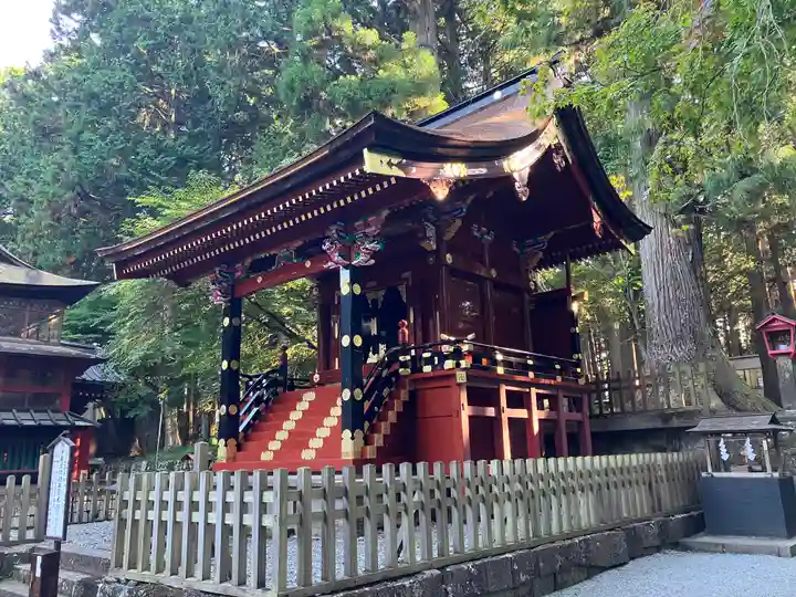 北口本宮冨士浅間神社の末社・摂社