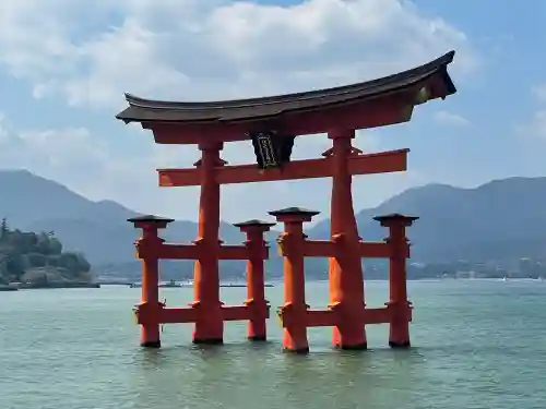 厳島神社(広島県)