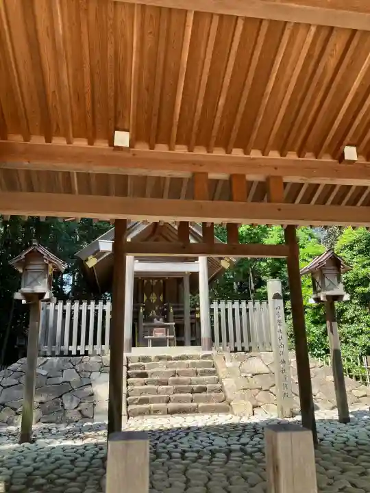 越ヶ谷久伊豆神社の{uncategorized: "未分類", other: "その他", undefined: "問題あり", building: "その他建物", grave: "お墓", sacred_gate: "鳥居", guardian: "狛犬", statue: "像", buddha: "仏像", history: "歴史", nature: "自然", garden: "庭園", animal: "動物", pagoda: "塔", temizu: "手水舎", mountain_gate: "山門・神門", sanctuary: "本殿・本堂", subordinate: "末社・摂社", art: "芸術", scenery: "景色", jizo: "地蔵", ema: "絵馬", goshuin: "御朱印", omikuji: "おみくじ", items: "授与品その他", amulet: "お守り", goshuincho: "御朱印帳", eats: "食事", festival: "お祭り", votive_dance: "神楽", shichigosan: "七五三参", wedding: "結婚式", experience: "体験その他", initially: "初詣", around: "周辺", anti_infection: "感染症対策"}
