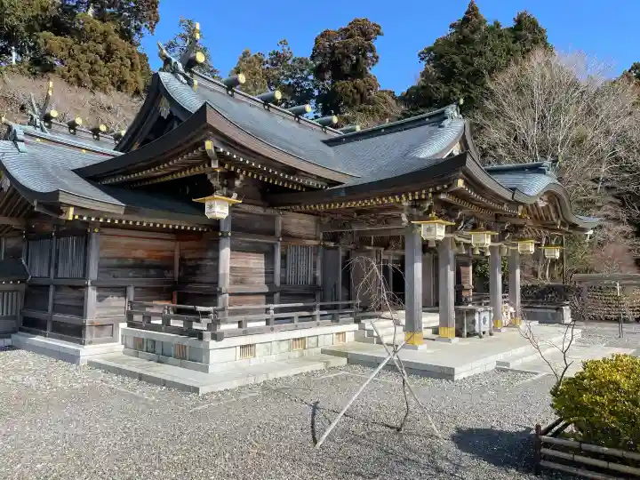 秋葉山本宮 秋葉神社 上社の{uncategorized: "未分類", other: "その他", undefined: "問題あり", building: "その他建物", grave: "お墓", sacred_gate: "鳥居", guardian: "狛犬", statue: "像", buddha: "仏像", history: "歴史", nature: "自然", garden: "庭園", animal: "動物", pagoda: "塔", temizu: "手水舎", mountain_gate: "山門・神門", sanctuary: "本殿・本堂", subordinate: "末社・摂社", art: "芸術", scenery: "景色", jizo: "地蔵", ema: "絵馬", goshuin: "御朱印", omikuji: "おみくじ", items: "授与品その他", amulet: "お守り", goshuincho: "御朱印帳", eats: "食事", festival: "お祭り", votive_dance: "神楽", shichigosan: "七五三参", wedding: "結婚式", experience: "体験その他", initially: "初詣", around: "周辺", anti_infection: "感染症対策"}