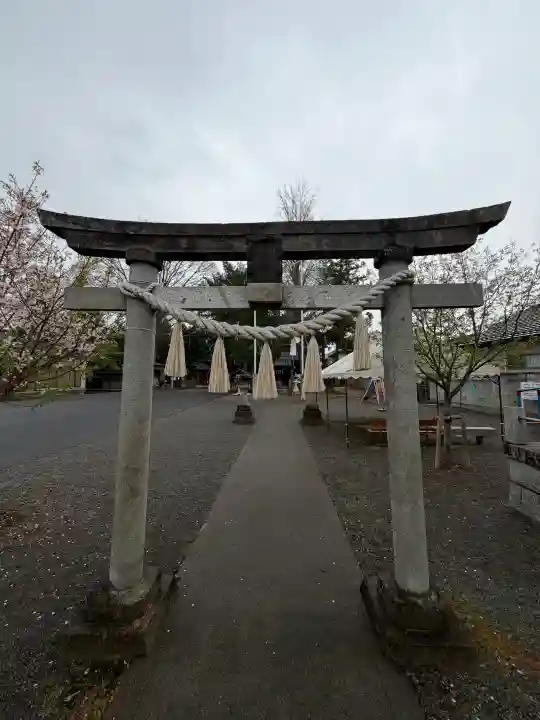 浅沼八幡宮の{uncategorized: "未分類", other: "その他", undefined: "問題あり", building: "その他建物", grave: "お墓", sacred_gate: "鳥居", guardian: "狛犬", statue: "像", buddha: "仏像", history: "歴史", nature: "自然", garden: "庭園", animal: "動物", pagoda: "塔", temizu: "手水舎", mountain_gate: "山門・神門", sanctuary: "本殿・本堂", subordinate: "末社・摂社", art: "芸術", scenery: "景色", jizo: "地蔵", ema: "絵馬", goshuin: "御朱印", omikuji: "おみくじ", items: "授与品その他", amulet: "お守り", goshuincho: "御朱印帳", eats: "食事", festival: "お祭り", votive_dance: "神楽", shichigosan: "七五三参", wedding: "結婚式", experience: "体験その他", initially: "初詣", around: "周辺", anti_infection: "感染症対策"}