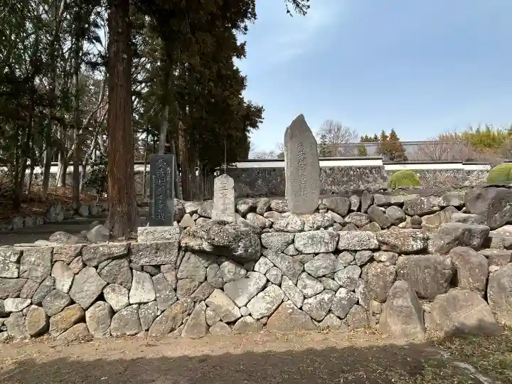 興善寺の{uncategorized: "未分類", other: "その他", undefined: "問題あり", building: "その他建物", grave: "お墓", sacred_gate: "鳥居", guardian: "狛犬", statue: "像", buddha: "仏像", history: "歴史", nature: "自然", garden: "庭園", animal: "動物", pagoda: "塔", temizu: "手水舎", mountain_gate: "山門・神門", sanctuary: "本殿・本堂", subordinate: "末社・摂社", art: "芸術", scenery: "景色", jizo: "地蔵", ema: "絵馬", goshuin: "御朱印", omikuji: "おみくじ", items: "授与品その他", amulet: "お守り", goshuincho: "御朱印帳", eats: "食事", festival: "お祭り", votive_dance: "神楽", shichigosan: "七五三参", wedding: "結婚式", experience: "体験その他", initially: "初詣", around: "周辺", anti_infection: "感染症対策"}