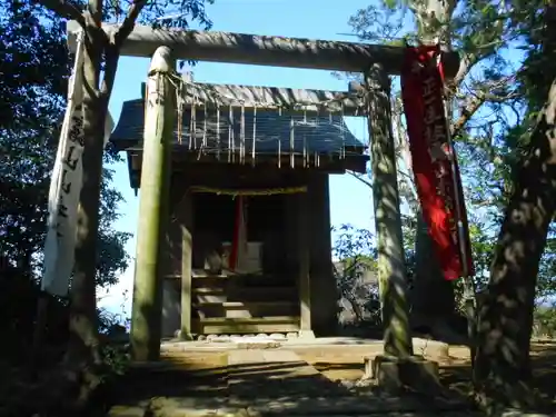 披露山神社（／披露山山之神社／山之神社）の鳥居