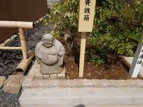 小石川大神宮の像