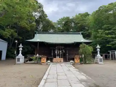 小名浜諏訪神社 ～海の鎮守様～の{uncategorized: "未分類", other: "その他", undefined: "問題あり", building: "その他建物", grave: "お墓", sacred_gate: "鳥居", guardian: "狛犬", statue: "像", buddha: "仏像", history: "歴史", nature: "自然", garden: "庭園", animal: "動物", pagoda: "塔", temizu: "手水舎", mountain_gate: "山門・神門", sanctuary: "本殿・本堂", subordinate: "末社・摂社", art: "芸術", scenery: "景色", jizo: "地蔵", ema: "絵馬", goshuin: "御朱印", omikuji: "おみくじ", items: "授与品その他", amulet: "お守り", goshuincho: "御朱印帳", eats: "食事", festival: "お祭り", votive_dance: "神楽", shichigosan: "七五三参", wedding: "結婚式", experience: "体験その他", initially: "初詣", around: "周辺", anti_infection: "感染症対策"}