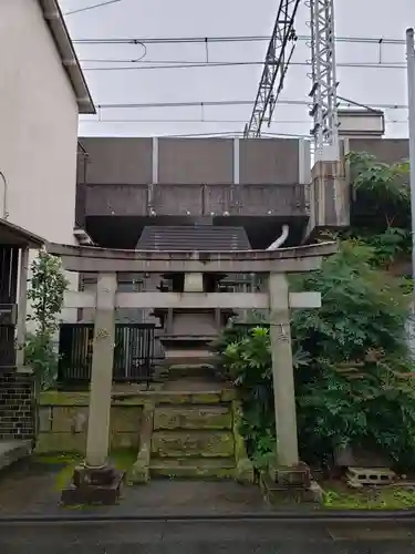 稲荷神社の鳥居