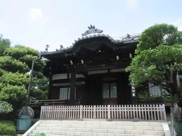 世尊院の本殿・本堂