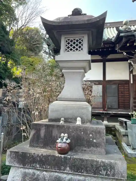 海蔵院の{uncategorized: "未分類", other: "その他", undefined: "問題あり", building: "その他建物", grave: "お墓", sacred_gate: "鳥居", guardian: "狛犬", statue: "像", buddha: "仏像", history: "歴史", nature: "自然", garden: "庭園", animal: "動物", pagoda: "塔", temizu: "手水舎", mountain_gate: "山門・神門", sanctuary: "本殿・本堂", subordinate: "末社・摂社", art: "芸術", scenery: "景色", jizo: "地蔵", ema: "絵馬", goshuin: "御朱印", omikuji: "おみくじ", items: "授与品その他", amulet: "お守り", goshuincho: "御朱印帳", eats: "食事", festival: "お祭り", votive_dance: "神楽", shichigosan: "七五三参", wedding: "結婚式", experience: "体験その他", initially: "初詣", around: "周辺", anti_infection: "感染症対策"}