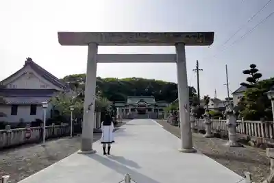 白鳥神社の鳥居