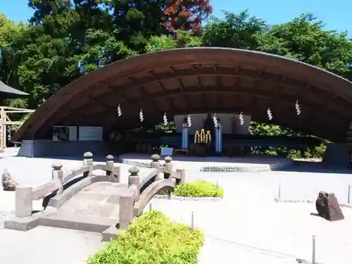 白鷺神社の庭園